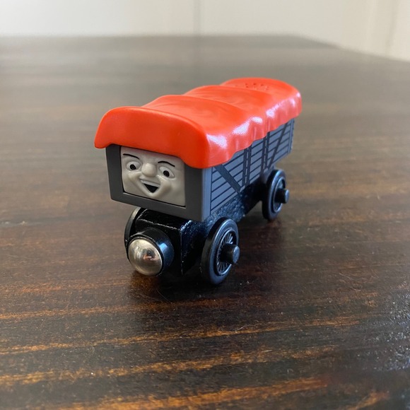 Thomas & Friends Other - Thomas & Friends Giggling Troublesome Truck Wooden Railway Train Car Works